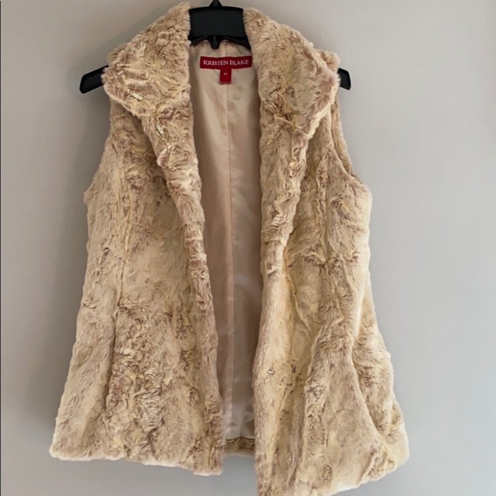 ❌SOLD Kristen Blake Faux Fur Vest - Picture 1 of 9